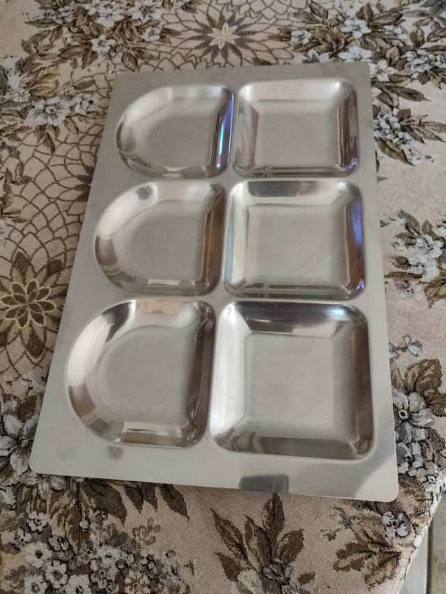 Antipastiera o vassoio divisorio