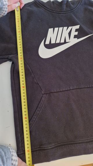 Felpa Nike nera con cappuccio