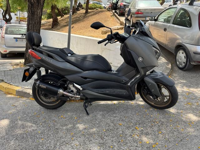 Escape Akrapovic X-Max 300