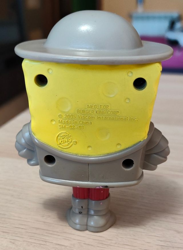 Figura Bob Esponja Burger King
