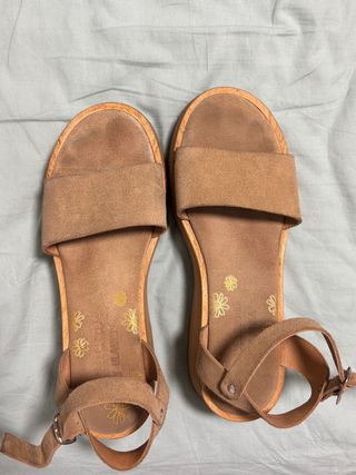 Sandalias plataforma ante beige