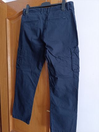 Pantalón cargo hombre azul