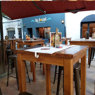 Mesas, Sillas, Taburetes y Banquetas