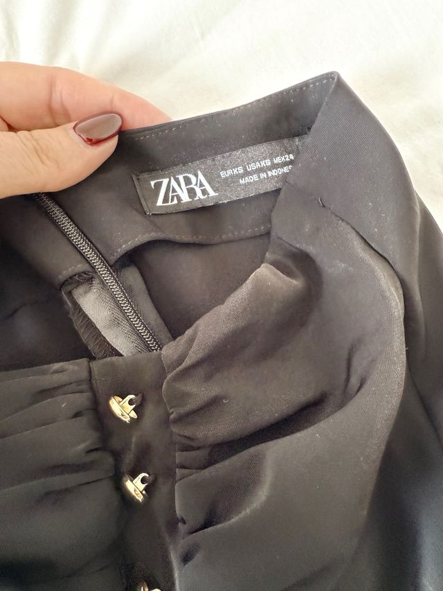 Falda midi Zara abertura botones