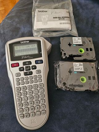 Impresora de etiquetas Brother P-Touch 1010 