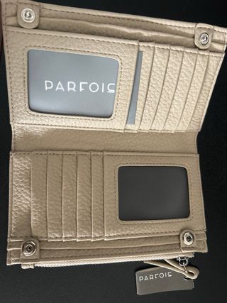Cartera monedero Parfois beige