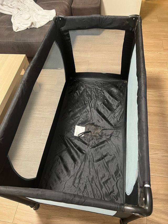 Cuna de viaje plegable