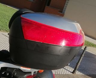 Baúl Top Case Moto Trasero Shad SH46