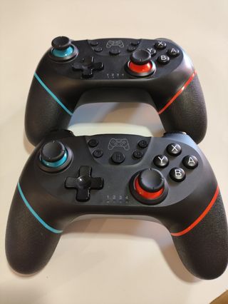 Giochi e accessori OLED + per Nintendo Switch