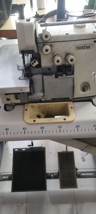 Máquina Remalladora Industrial Brother