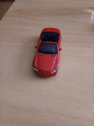 Coche Mercedes-Benz Rojo