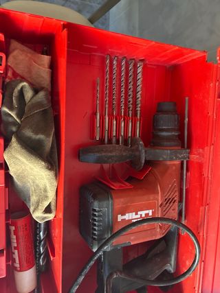 Taladro Hilti TE 15 + 8 brocas