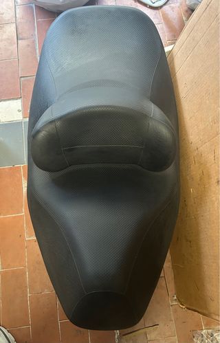 Sella Suzuki Burgman 650