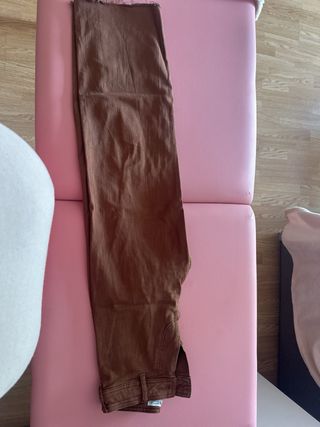 Pantalones marrones talla 36