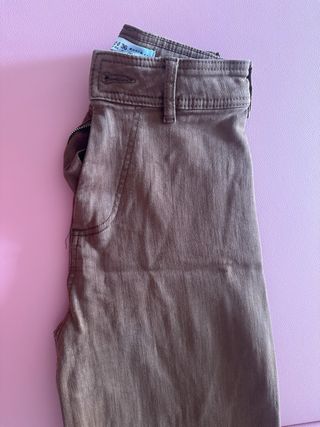Pantalones marrones talla 36