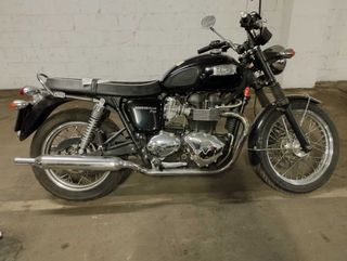 TRIUMPH BONNEVILLE T100 SIXTY