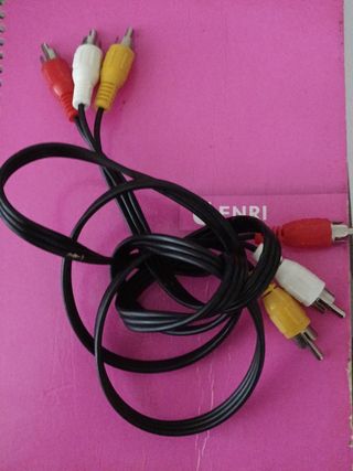 Cable RCA 3  y 5 colores (Audio/Video)
Mide 1,24cm