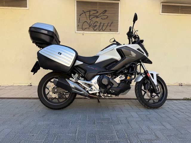Honda NC750X DCT