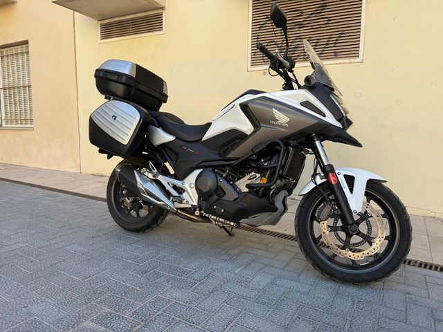Honda NC750X DCT
