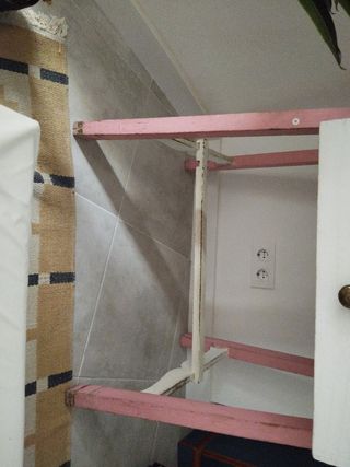 Mesa Tocinera Madera Rosa y Blanca