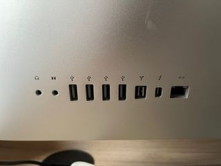 iMac 21.5 (2011)