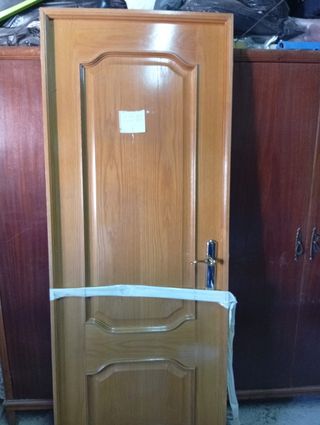 Puerta de madera