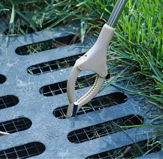 ¡REBAJA! Pinzas para recoger objetos Nuevas