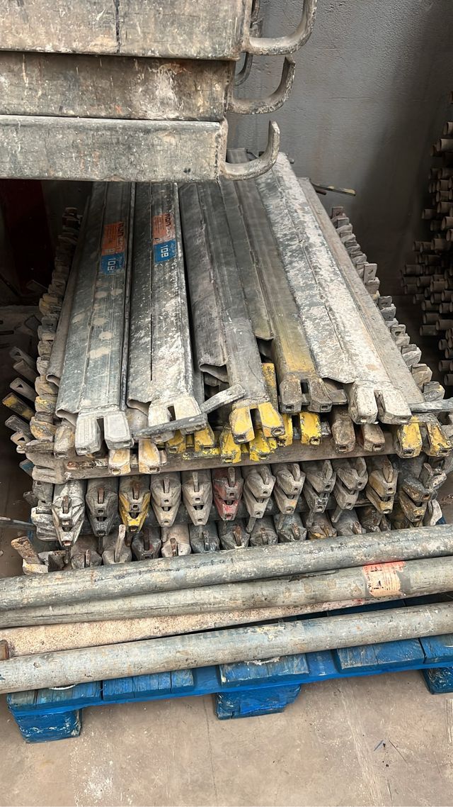 vendo andamio  Layher