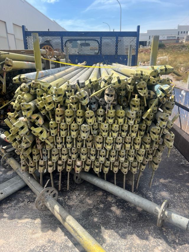 vendo andamio  Layher