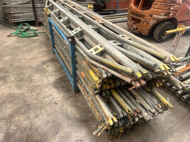 vendo andamio  Layher