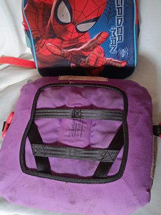 Mochila Homem Aranha + Assento de carro