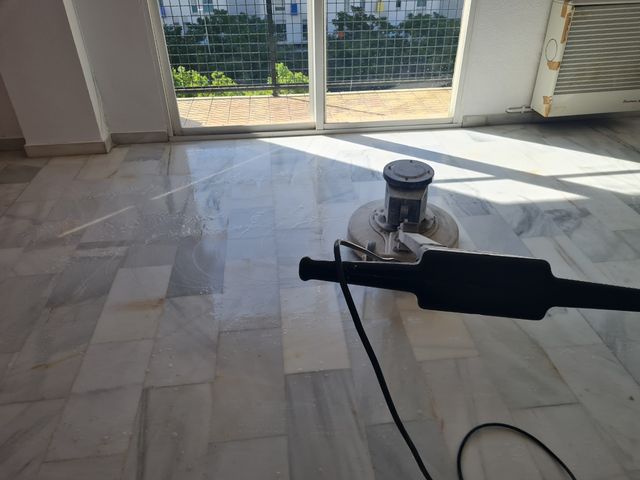 Cristalizado y pulido de suelos