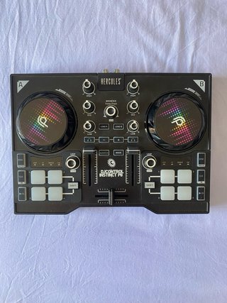 Hercules DJControl Instinct P8 Mesa Mezcladora