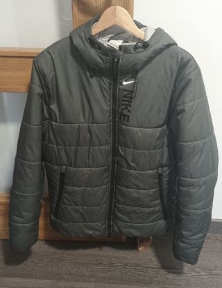 Chaqueta plumífero Nike verde oliva