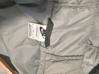 Chaqueta plumífero Nike verde oliva