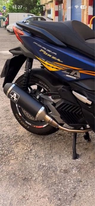 Escape Arrow Honda Forza 125 2024
