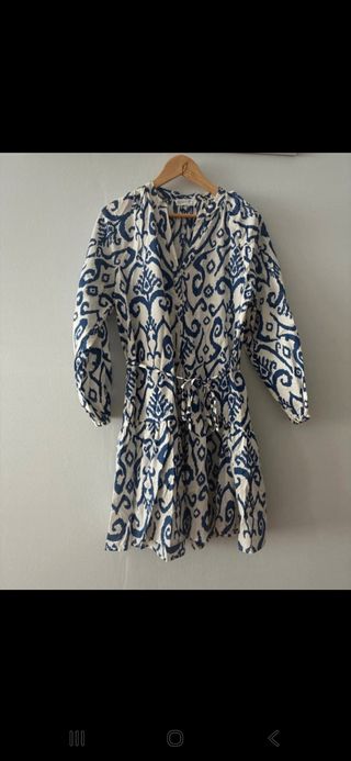 Vestido estampado azul y beige
