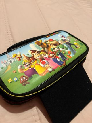 Nintendo Switch Lite Amarilla y Negra