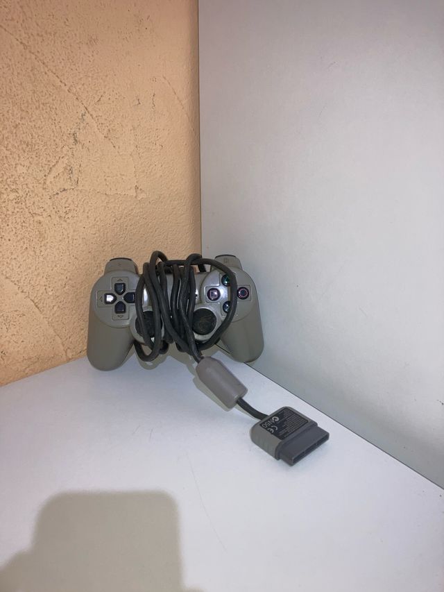 PlayStation 2 con 2 mandos (fallos)