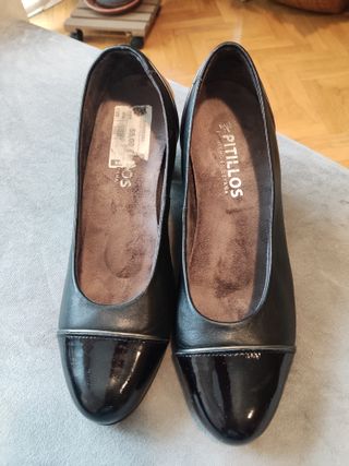 Zapatos de salón Pitillos negros talla 39