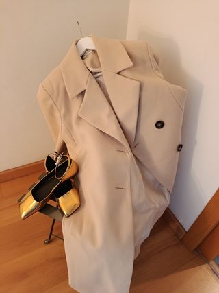 Abrigo oversize camel