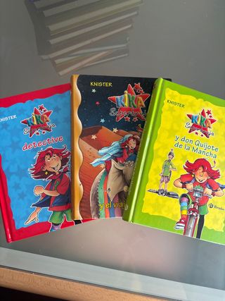 Tres libros de la saga Kika Superbruja