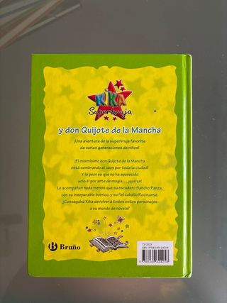 Tres libros de la saga Kika Superbruja