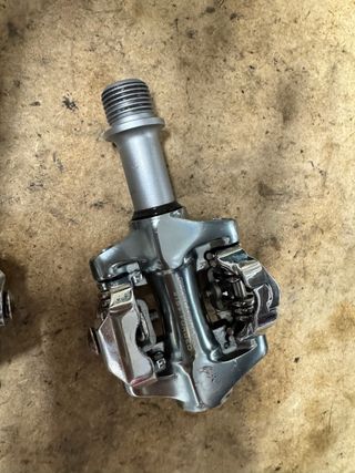 Pedales Exustar PM215+ Forged