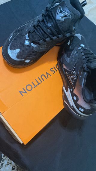 Zapatos Louis Vuitton Negro/Gris