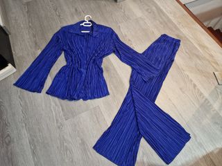 Conjunto mujer azul plisado
