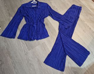 Conjunto mujer azul plisado