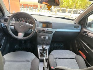 Opel Astra 2006