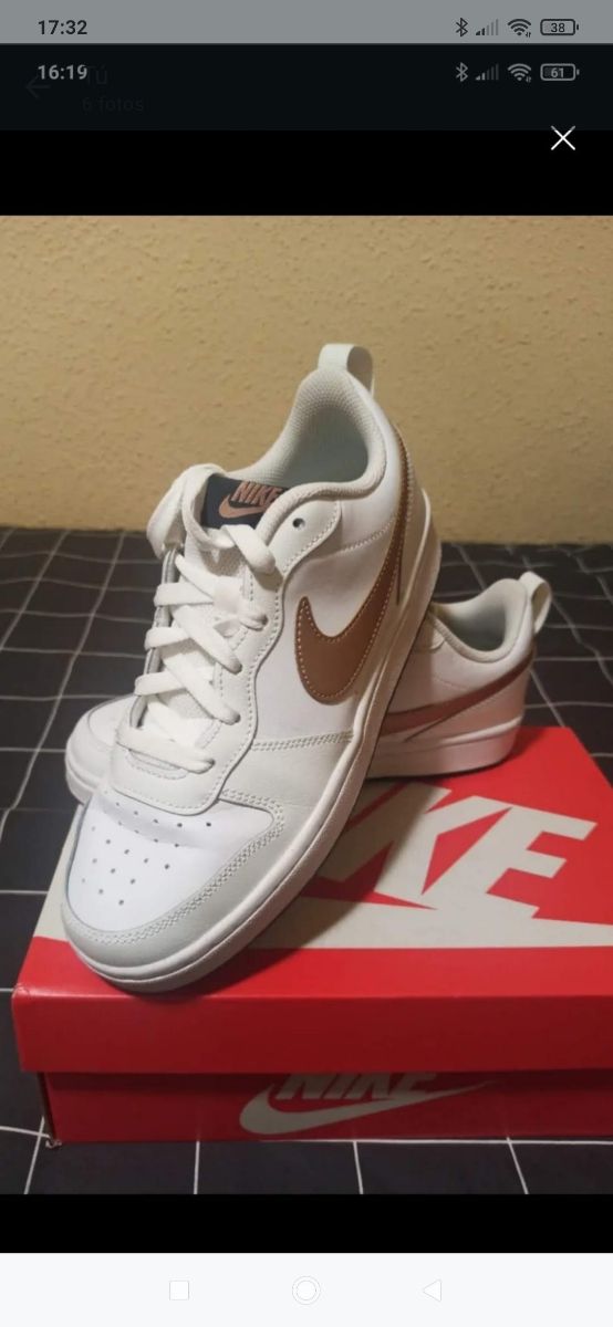 Nike Court Borough Low Blancas y Doradas