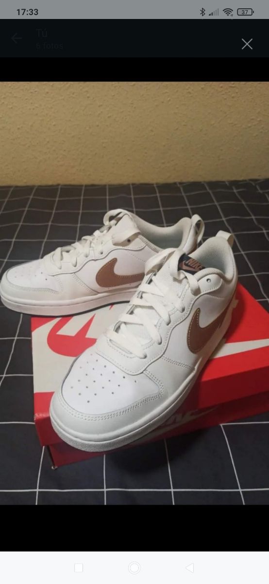 Nike Court Borough Low Blancas y Doradas